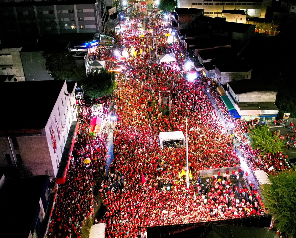 Foto comício em Camaçari